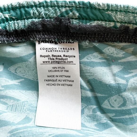 Patagonia 5" Baggies Shorts Sketchy Fish Gem Green Medium (L / XL Fit: See Note) - Picture 9 of 14